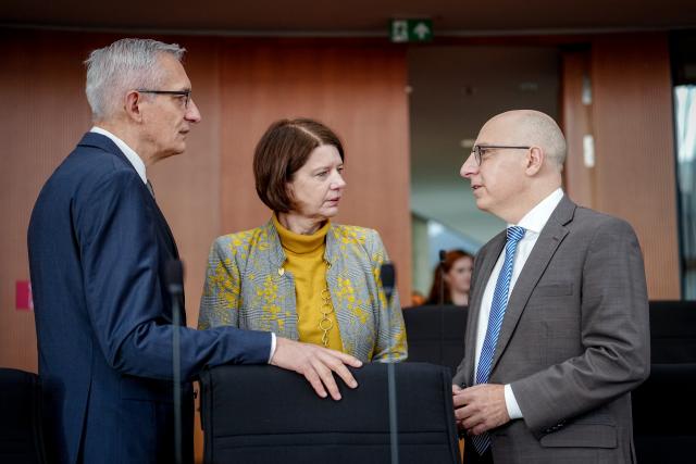 13 October 2025, Berlin: (L-R) President of the Federal Intelligence Service Martin Jaeger, President of the Federal Office for Military Counterintelligence Martina Rosenberg and President of the Federal Office for the Protection of the Constitution Sinan Selen take part in the public hearing of the presidents of the intelligence services by the Bundestag's Parliamentary Control Committee. Photo: Kay Nietfeld/dpa