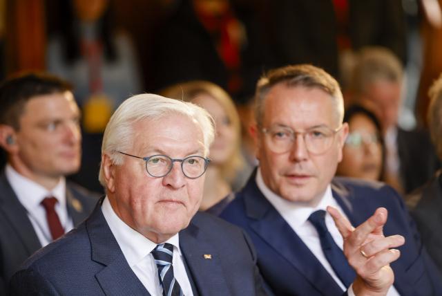 16 October 2025, Rhineland-Palatinate, Andernach: German President Frank-Walter Steinmeier (L) sits next to Alexander Schweitzer, Minister President of Rhineland-Palatinate, at the award ceremony for the Federal Cross of Merit on Ribbon to dedicated citizens from Rhineland-Palatinate in Namedy Castle. Photo: Thomas Banneyer/dpa