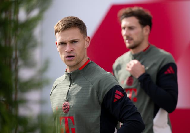 21 October 2025, Bavaria, Munich: Bayern Muncih's Joshua Kimmich (L) and Leon Goretzka arrive at the final training session of the team at the Saebener Strasse training ground, ahead of Wednesday's UEFA Champions League soccer match against FC Brugge. Photo: Sven Hoppe/dpa