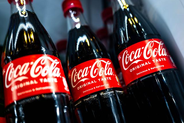 20 October 2025, Bremen: Coca-Cola bottles seen during a warning strike in northern Germany. Photo: Sina Schuldt/dpa