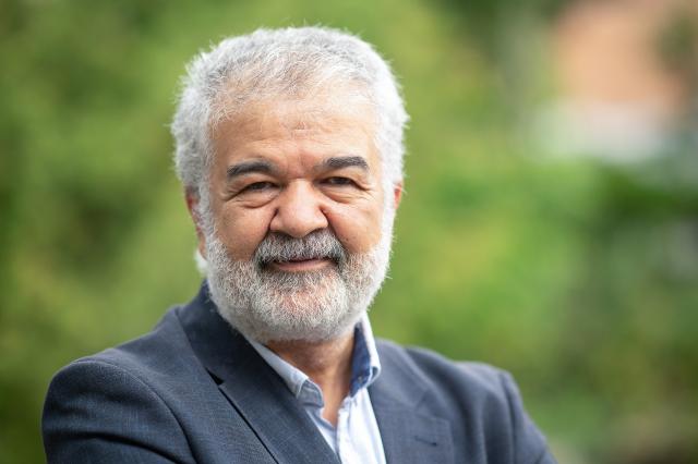 FILED - 17 August 2020, Baden-Wuerttemberg, Stuttgart: Chairman of the Turkish Community in Germany Goekay Sofuoglu poses for a photo  during a visit to the counselling centre for victims of right-wing violence, "Leuchtlinie". Photo: Sebastian Gollnow/dpa