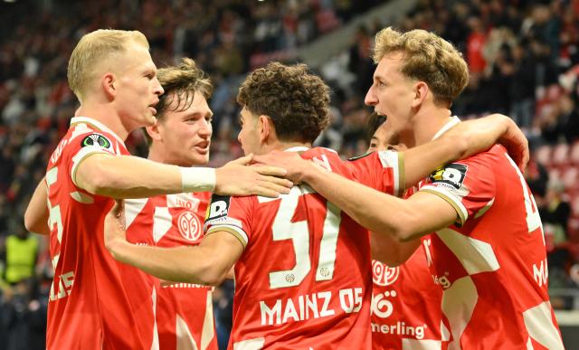 23 October 2025, Rhineland-Palatinate, Mainz: FSV Mainz's Nelson Weiper celebrates after scoring his side's first goal during the UEFA Europa Conference League match between FSV Mainz 05 and Zrinjski Mostar at Mewa Arena. Photo: Torsten Silz/dpa