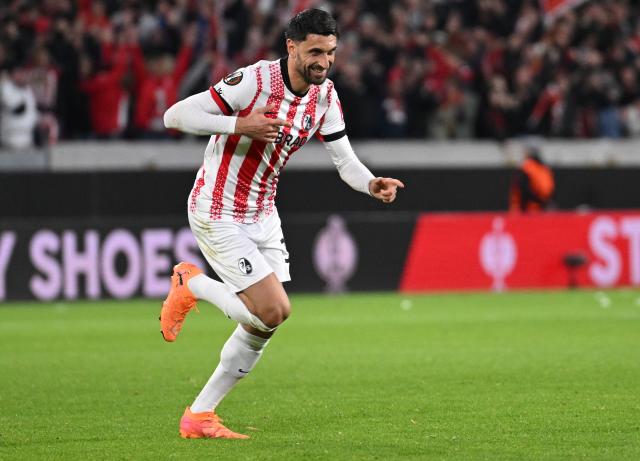23 October 2025, Baden-Württemberg, Freiburg im Breisgau: Freiburg's Vincenzo Grifo celebrates scoring his side's second goal during the UEFA Europa League soccer match between SC Freiburg and FC Utrect at Europa-Park stadium. Photo: Harry Langer/dpa