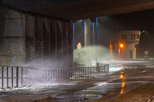 24 October 2025, Schleswig-Holstein, Dagebüll: Water from the North Sea presses against the ferry port of Dagebüll during a storm, as storm depression 'Joshua' passes over Germany as an autumn storm. Photo: Bodo Marks/dpa