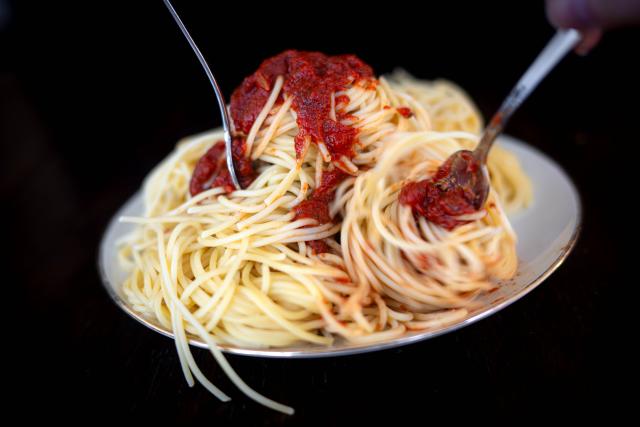 FILED - 18 March 2025, Bremen: A view of a plate of spaghetti. Photo: Sina Schuldt/dpa