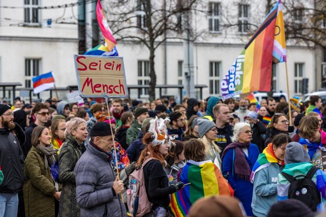 25 October 2025, Brandenburg, Cottbus: People take part in the 17th Christopher Street Day (CSD) demonstration for Cottbus and Lower Lusatia under the motto "United in peace and diversity". Photo: Frank Hammerschmidt/dpa
