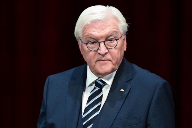 30 October 2025, Baden-Württemberg, Karlsruhe: German President Frank-Walter Steinmeier speaks during the 75th anniversary of the German Court of Justice and the Office of the German Public Prosecutor, ceremony at the Badisches Staatstheater. Photo: Bernd Weißbrod/dpa