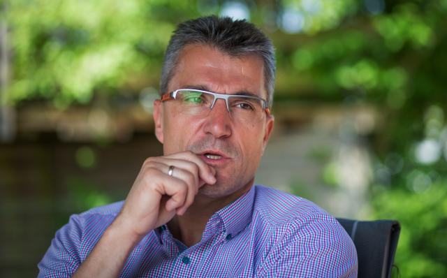 FILED - 27 May 2016, Baden-Wuerttemberg, Rottenburg am Neckar: German Referee Knut Kircher gives an interview with German Press Agency (dpa). German Football Federation (DFB) referee chief Knut Kircher said that he can imagine the video assistant referee (VAR) being used in the German Cup from the first round onwards in the future, but only in a reduced capacity. Photo: Christoph Schmidt/dpa