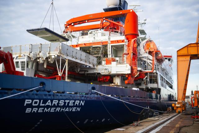 05 November 2025, Bremen, Bremerhaven: The research vessel "Polarstern" is being prepared for its next expedition. The ship is currently in the shipyard in Bremerhaven. The international "WOBEC" expedition PS152 to the Antarctic Weddell Sea, led by the University of Rostock, will start on December 15, 2025. Photo: Sina Schuldt/dpa