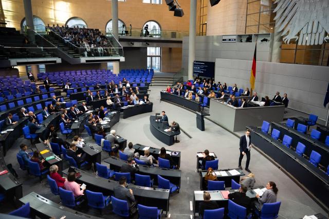 05 November 2025, Berlin: A general view during the government questioning in the plenary session of the German Bundestag. Photo: Alicia Windzio/dpa