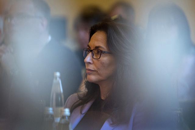 06 November 2025, Hesse, Fulda: Yasmin Fahimi, Chairwoman of the German Trade Union Confederation (DGB), takes part in the 5th Federal Conference of the Railway and Transport Union (EVG). Photo: Hannes P Albert/dpa
