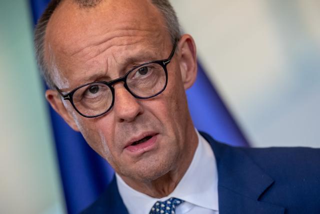06 November 2025, Berlin: German Chancellor Friedrich Merz takes part in the press conference after the "Steel Summit" at the German Chancellery in Berlin. Photo: Michael Kappeler/dpa