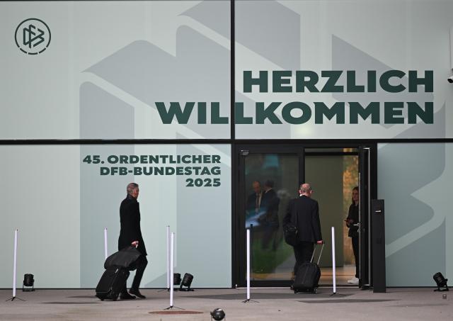 07 November 2025, Hesse, Frankfurt/Main: Delegates attend the 45th National Conference of the German Football Association (DFB) at the DFB campus. Photo: Arne Dedert/dpa