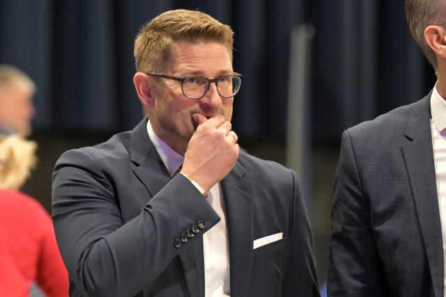 08 November 2025, Brandenburg, Brandenburg an der Havel: Rene Springer, state chairman of the Alternative for Germany (AfD) Brandenburg, attends the state party conference at the Stahlpalast Brandenburg. Photo: Michael Bahlo/dpa