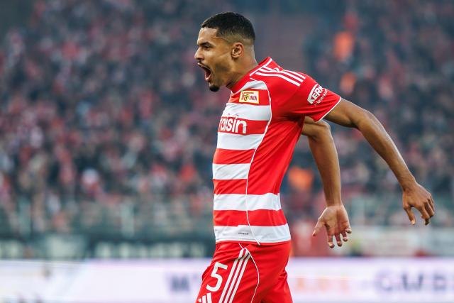 08 November 2025, Berlin: Union Berlin's Danilho Doekhi celebrates after scoring his side's first goal of the game during the German Bundesliga soccer match between 1. FC Union Berlin and FC Bayern Munich at Stadion An der Alten Foersterei. Photo: Andreas Gora/dpa