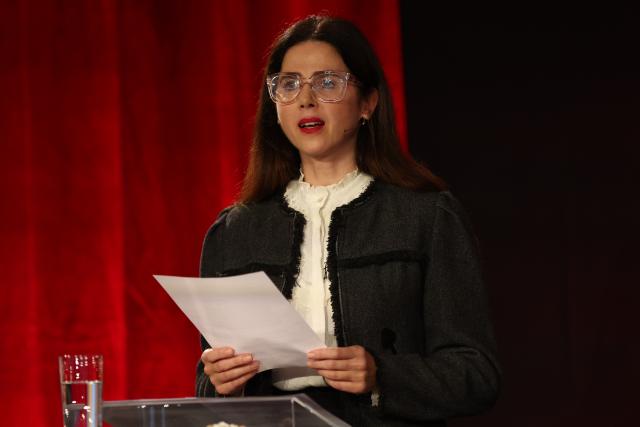 09 November 2025, Berlin: Actress Marina Galic looks on  as she gives a speech, on the anniversary of the fall of the Berlin Wall in 1989, the anti-Jewish pogrom in 1938 and the proclamation of the republic after the First World War in 1918. Photo: Maryam Majd/Pool AP/dpa