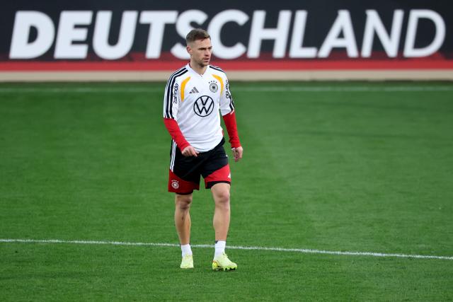 10 November 2025, Lower Saxony, Wolfsburg: Germany's Joshua Kimmich takes part in a training session, ahead of FIFA World Cup Qualifier match against Luxembourg. Photo: Christian Charisius/dpa