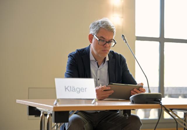 11 November 2025, Bavaria, Munich: Kai Welp, head of Gema's legal department, is a plaintiff in court on behalf of Gema. The case concerns possible copyright infringements by the computer program ChatGPT from the US company OpenAI. The Munich Regional Court considers the use of the lyrics of nine well-known songs by ChatGPT to be an infringement of copyright. This could have far-reaching consequences. Photo: Malin Wunderlich/dpa