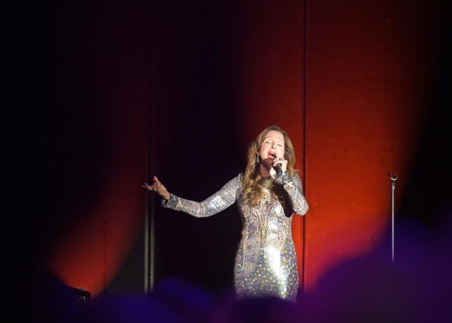 12 November 2025, Bavaria, Munich: Greek singer Vicky Leandros performs at the opening festival of the 39th Jewish Cultural Days Munich organized by the Jewish Community of Munich and Upper Bavaria. Photo: Malin Wunderlich/dpa