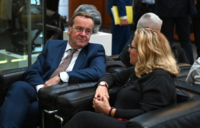 13 November 2025, Berlin: German Minister of Defense Boris Pistorius (L) talks to Member of the German Bundestag Svenja Schulze before the Budget Committee meeting on the 2026 federal budget. The main topics of today's session include the vote on two Bundeswehr deployments in the Mediterranean, the debate on the "High-Tech Agenda Germany", the vote on a law to combat illegal employment and the debate and vote on reducing electricity tax for companies. Photo: Elisa Schu/dpa
