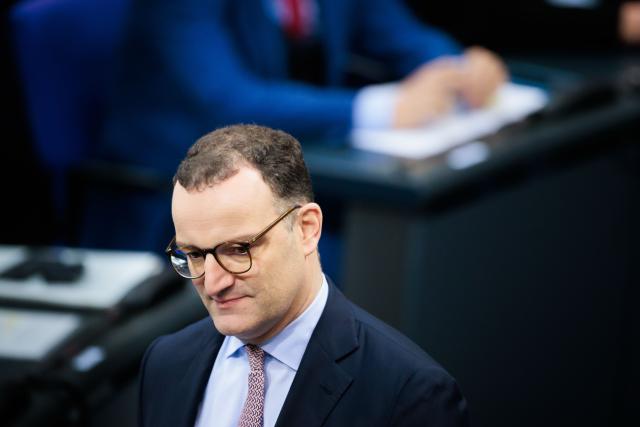 14 November 2025, Berlin: Jens Spahn, Chairman of the CDU/CSU parliamentary group, arrives at the 41st plenary session of the 21st legislative period in the German Bundestag. Photo: Carsten Koall/dpa