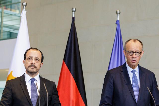 14 November 2025, Berlin: German Chancellor Friedrich Merz (R) and Cypriot President Nikos Christodoulides give a press conference after their meeting at the Federal Chancellery. Photo: Carsten Koall/dpa