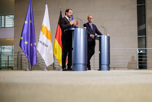 14 November 2025, Berlin: German Chancellor Friedrich Merz (R) and Cypriot President Nikos Christodoulides give a press conference after their meeting at the Federal Chancellery. Photo: Carsten Koall/dpa