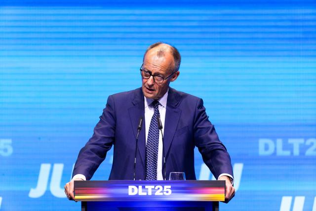 15 November 2025, Baden-Wuerttemberg, Rust: German Chancellor Friedrich Merz speaks at the Germany Day of the Junge Union (JU). The main topic of the three-day congress is likely to be the reform of the social systems. Photo: Philipp von Ditfurth/dpa