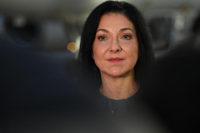16 November 2025, Brandenburg, Schoenefeld: Katherina Reiche, German Minister for Economic Affairs and Energy, gives a press statment ahead of her departure to the United Arab Emirates. Reiche is traveling to the United Arab Emirates and Qatar. Photo: Katharina Kausche/dpa