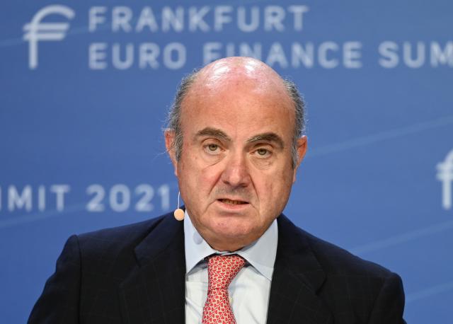 FILED - 28 June 2021, Hesse, Frankfurt_Main: Luis de Guindos, Vice President of the European Central Bank (ECB), speaks during the financial conference "Frankfurt Euro Finance Summit 2021" at the Frankfurt Hilton Hotel. Photo: Arne Dedert/dpa