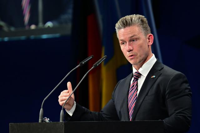 18 November 2025, Berlin: Pal Jonson, Minister of Defense of Sweden, speaks during the Berlin Security Conference 2025, which focuses on strengthening defense capabilities, deterrence and arms production. Photo: Sebastian Christoph Gollnow/dpa