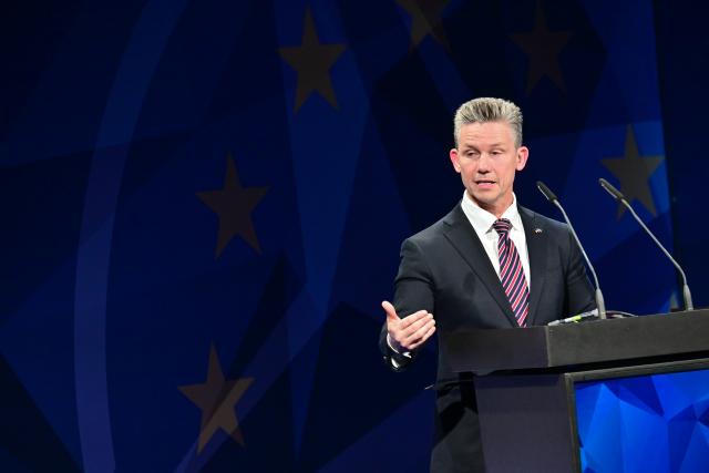 18 November 2025, Berlin: Pal Jonson, Minister of Defense of Sweden, speaks during the Berlin Security Conference 2025, which focuses on strengthening defense capabilities, deterrence and arms production. Photo: Sebastian Christoph Gollnow/dpa