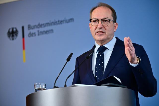 19 November 2025, Berlin: German Minister of the Interior Alexander Dobrindt speaks during a press conference on the cabinet's decisions at the Federal Ministry of the Interior. Photo: Sebastian Christoph Gollnow/dpa