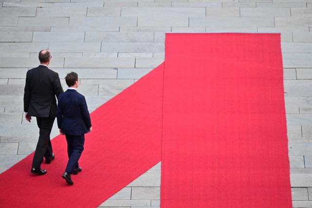 19 November 2025, Berlin: German Chancellor Friedrich Merz receives Swedish Prime Minister Ulf Kristersson with military honors at at the Federal Chancellery. Photo: Sebastian Christoph Gollnow/dpa