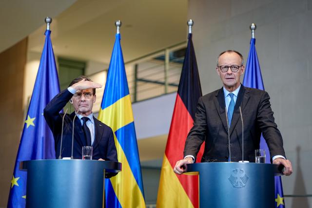 19 November 2025, Berlin: German Chancellor Friedrich Merz and Swedish Prime Minister Ulf Kristersson hold a press conference at the Federal Chancellery. Photo: Kay Nietfeld/dpa
