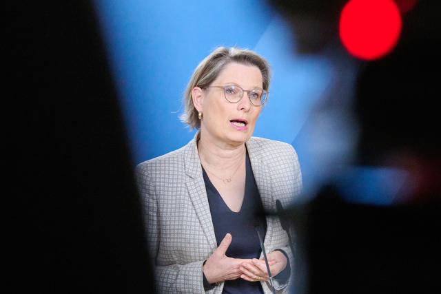 20 November 2025, Berlin: German Minister of Justice and Consumer Protection Stefanie Hubig presents key points on building type E at the Ministry of Justice. Photo: Annette Riedl/dpa