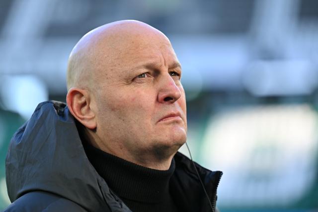 22 November 2025, Wolfsburg: Wolfsburg managing director Peter Christiansen is pictured before the German Bundesliga soccer match between 
between VfL Wolfsburg and Bayer Leverkusen at the Volkswagen Arena. Photo: Swen Pförtner/dpa - IMPORTANT NOTICE: DFL and DFB regulations prohibit any use of photographs as image sequences and/or quasi-video.