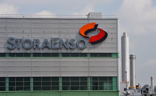 FILED - 04 August 2010, Saxony, Eilenburg: A view outside the Eilenburg paper mill, Stora Enso Sachsen GmbH. Photo: Hendrik Schmidt/dpa-Zentralbild/dpa