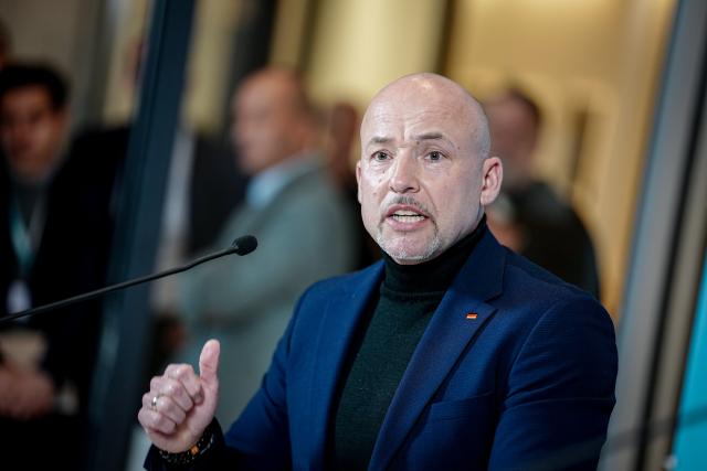 24 November 2025, Berlin: Head of the Christian Social Union in Bavaria (CSU) parliamentary group Alexander Hoffmann gives a press conference at the start of the parliamentary group meeting of Christian Democratic Union of Germany (CDU) and CSU parties. Photo: Kay Nietfeld/dpa