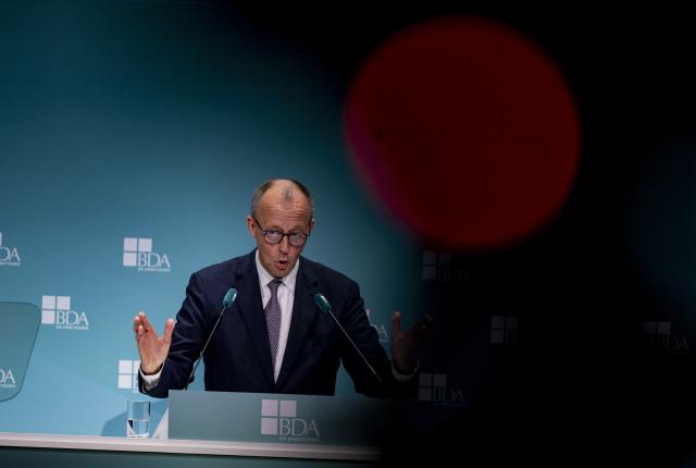 25 November 2025, Berlin: German Chancellor Friedrich Merz speaks during the 2025 Employers' Day in Berlin. Photo: Fabian Sommer/dpa