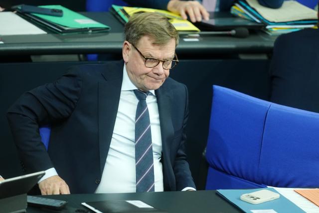26 November 2025, Berlin: Johann Wadephul, German Foreign Minister, sits on the government bench during the Bundestag's general debate on the budget. The debates on the budget of the Chancellery are traditionally used as a general debate on the policies of the Federal Government. Photo: Kay Nietfeld/dpa
