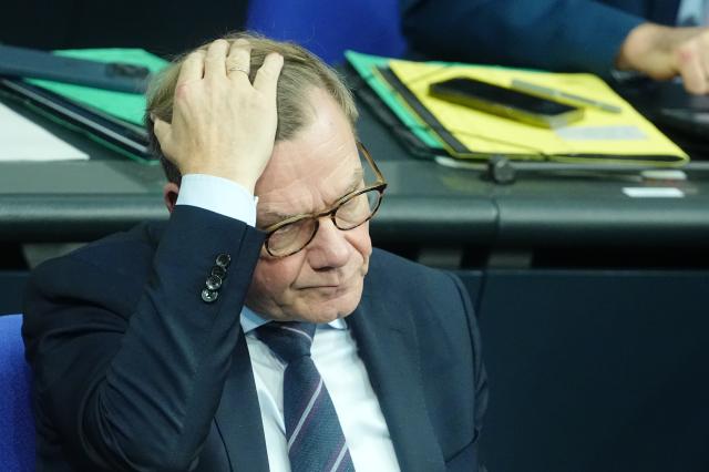 26 November 2025, Berlin: Johann Wadephul, German Foreign Minister, sits on the government bench during the Bundestag's general debate on the budget. The debates on the budget of the Chancellery are traditionally used as a general debate on the policies of the Federal Government. Photo: Kay Nietfeld/dpa