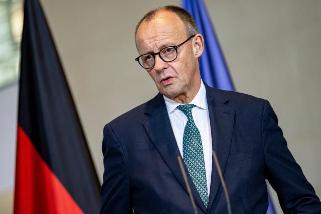 27 November 2025, Berlin: German Chancellor Friedrich Merz speaks during a joint press conference with Kristen Michal, Prime Minister of Estonia (not pictured) in Berlin. Photo: Fabian Sommer/dpa