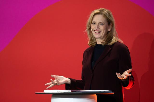 27 November 2025, Berlin: Karin Prien, Germany's Minister of Education, Family Affairs, Senior Citizens, Women and Youth, speaks during the German Daycare Center Award ceremony. Photo: Soeren Stache/dpa