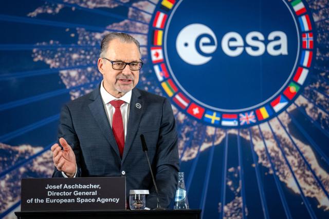 27 November 2025, Bremen: Josef Aschbacher, ESA Director General, speaks during a press conference at the end of the ESA Ministerial Council meeting. Photo: Sina Schuldt/dpa