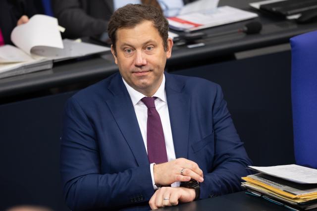 28 November 2025, Berlin: Lars Klingbeil, German Minister of Finance, during the debate on the federal budget in the Bundestag. Photo: Markus Lenhardt/dpa