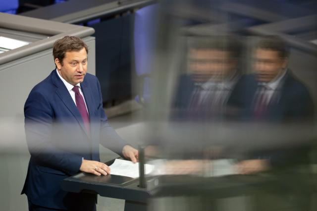 28 November 2025, Berlin: Lars Klingbeil, German Minister of Finance, speaks in the debate on the federal budget in the Bundestag. Photo: Markus Lenhardt/dpa