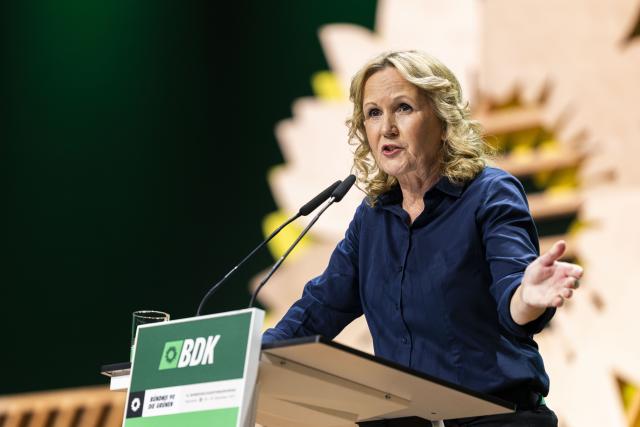 29 November 2025, Lower Saxony, Hanover: Steffi Lemke (Alliance 90/The Greens) speaks at the federal party conference of Alliance 90/The Greens. Photo: Michael Matthey/dpa