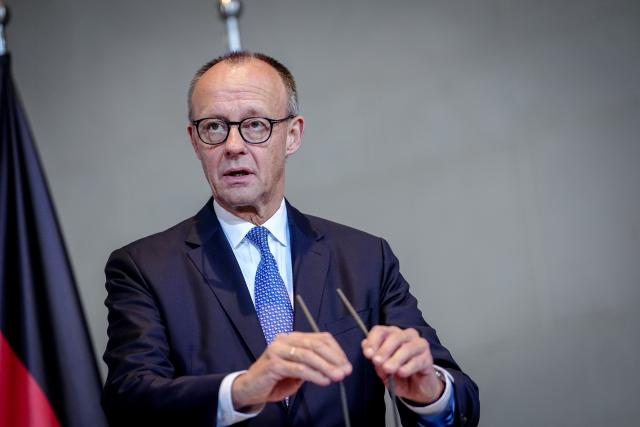 01 December 2025, Berlin: German Chancellor Friedrich Merz speaks during a joint press conference with Polish Prime Minister Donald Tusk, on the occasion of the German-Polish government consultations at the Federal Chancellery in Berlin. Photo: Kay Nietfeld/dpa