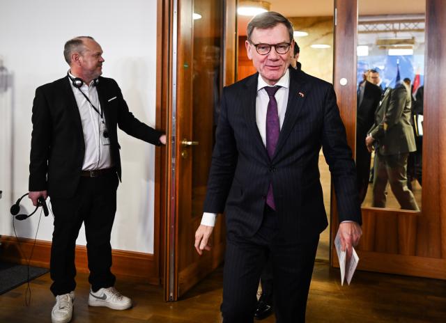 02 December 2025, Berlin: Johann Wadephul, German Foreign Minister, arrives for a meeting with the Egyptian Foreign Minister. Photo: Britta Pedersen/dpa